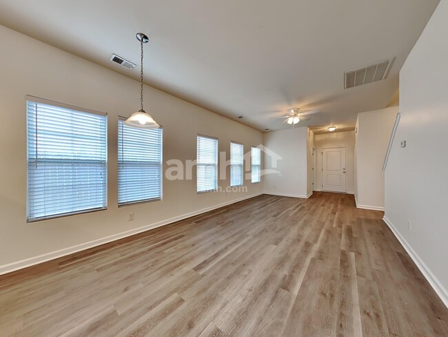 Building Photo - 3855 Annapolis Way
