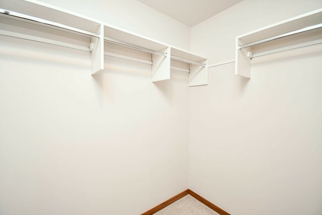 Building Photo - 6115 S Alki Pl