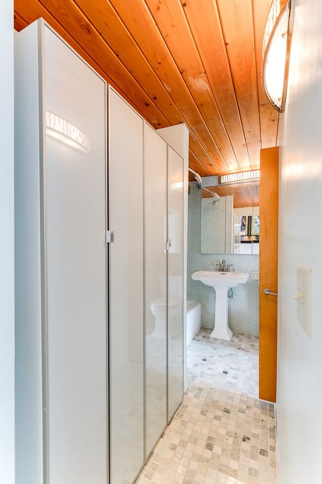 Building Photo - 2 Bed | 1.5 Bath | Converted Church Condo in the heart of Selby/Dale neighborhood