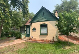 Building Photo - Charming 3-Bedroom Home Near Colorado Coll...