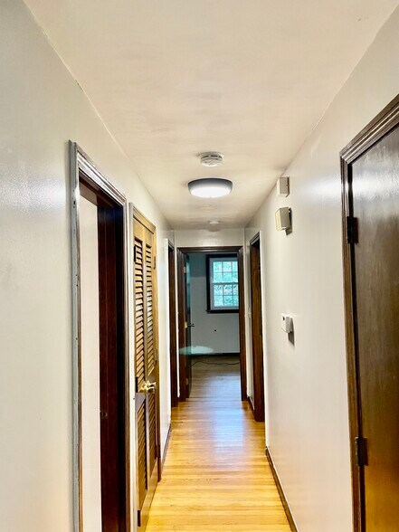 Building Photo - 30 Flynn Rd