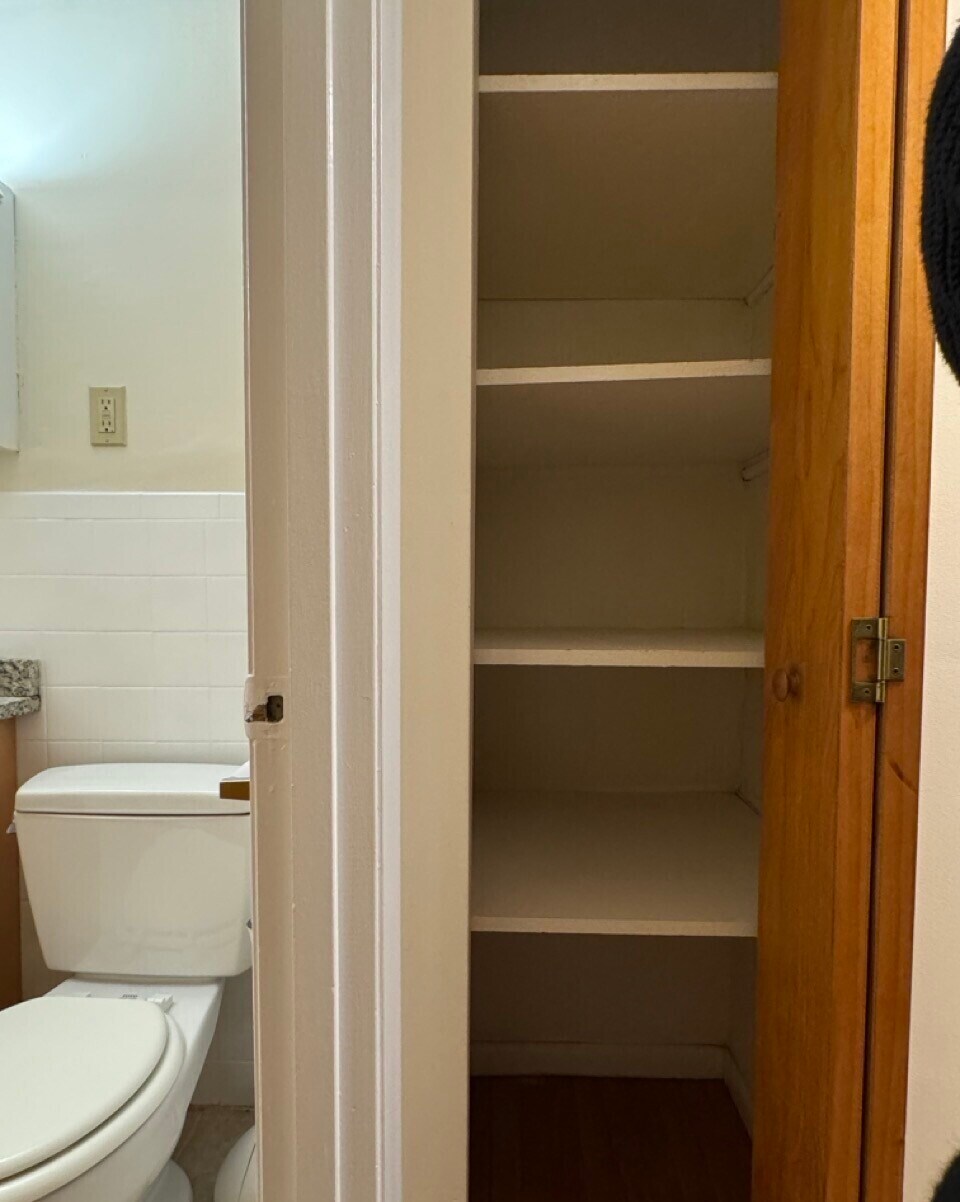 Building Photo - 73 Parkman St