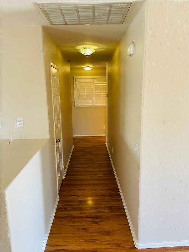 Building Photo - 27970 Sunlight Ct