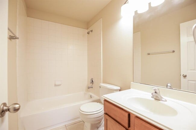 Building Photo - 4222 Barossa Valley Ln