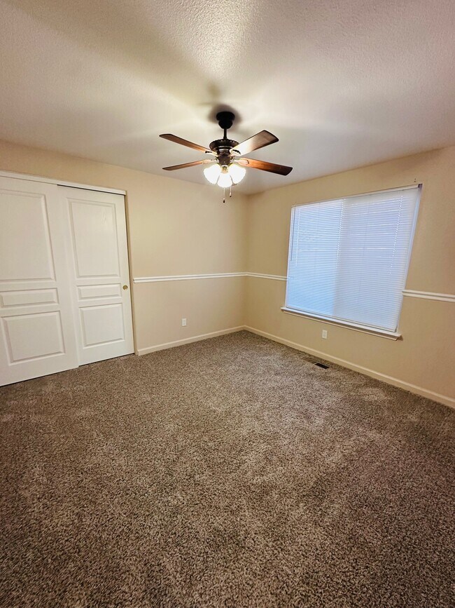 Building Photo - 1545 Wrangler Ln