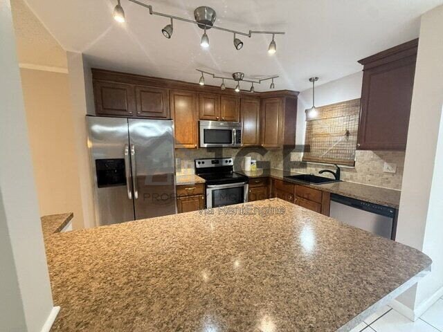 Building Photo - 516 Osprey Dr