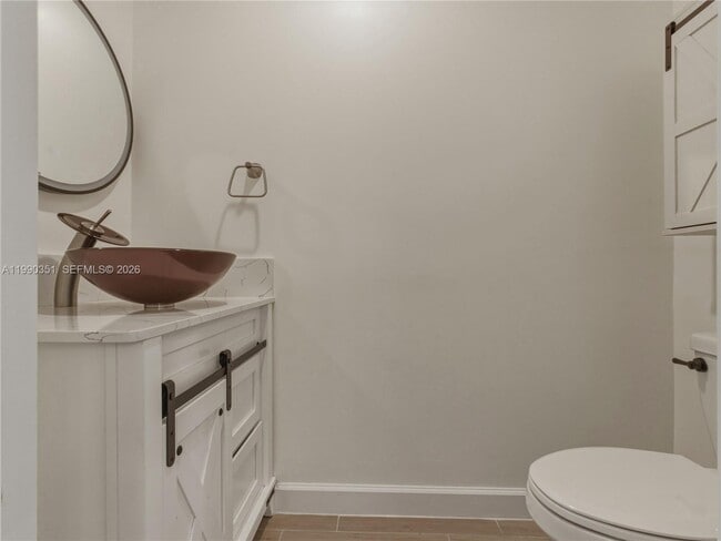 Building Photo - 6011 Woods Edge Cir