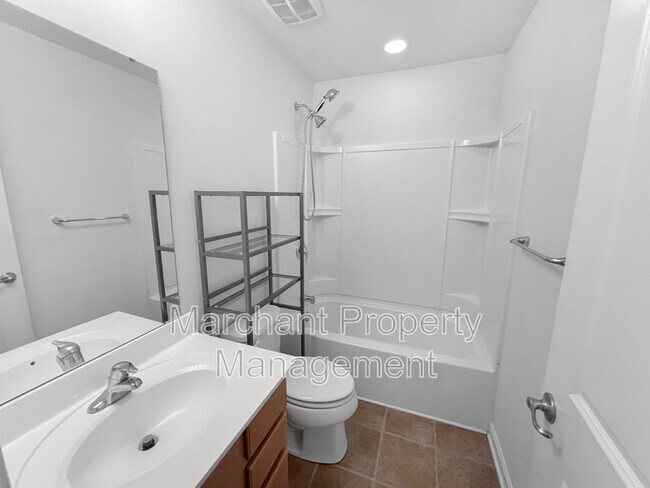 Building Photo - 47 Granite Ln