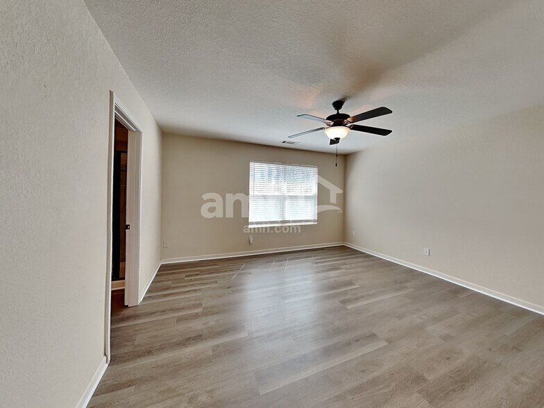 Building Photo - 154 Al Jennah Blvd