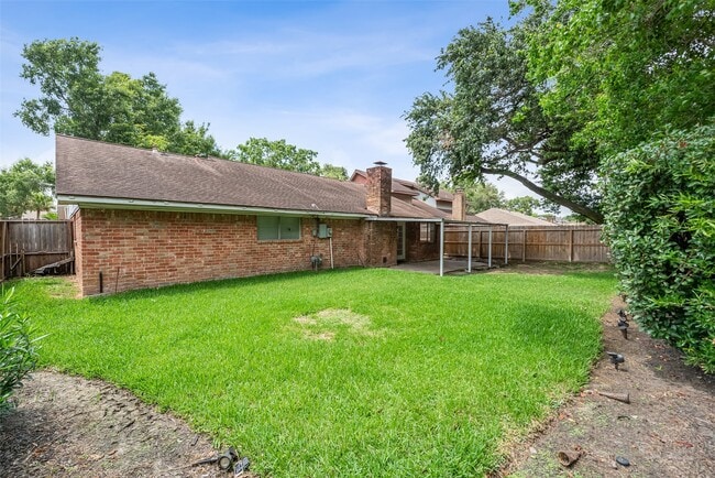 Building Photo - 239 Blackwater Ln