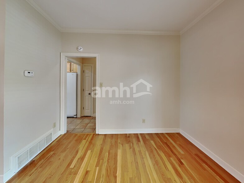 Building Photo - 1641 Kings Pond Cv