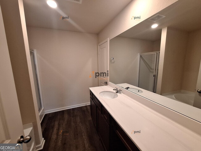 Building Photo - 110 Foley Dr