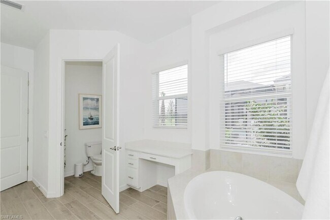 Building Photo - 5414 Espada Ct