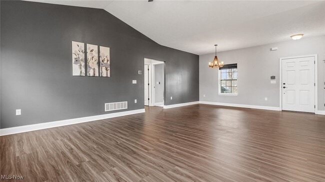 Building Photo - 6965 Chandlersville Rd