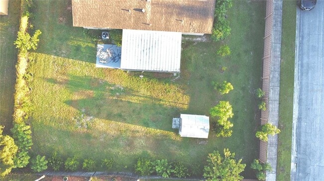 Building Photo - 411 Parson Brown Way