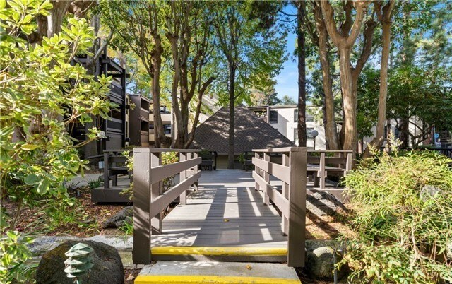 Walk-into the beautiful park-like complex - 7777 W 91st St
