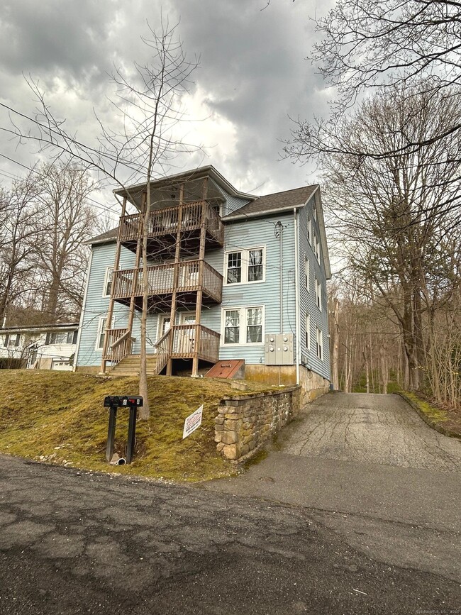 Building Photo - 8-10 Rimmondale St