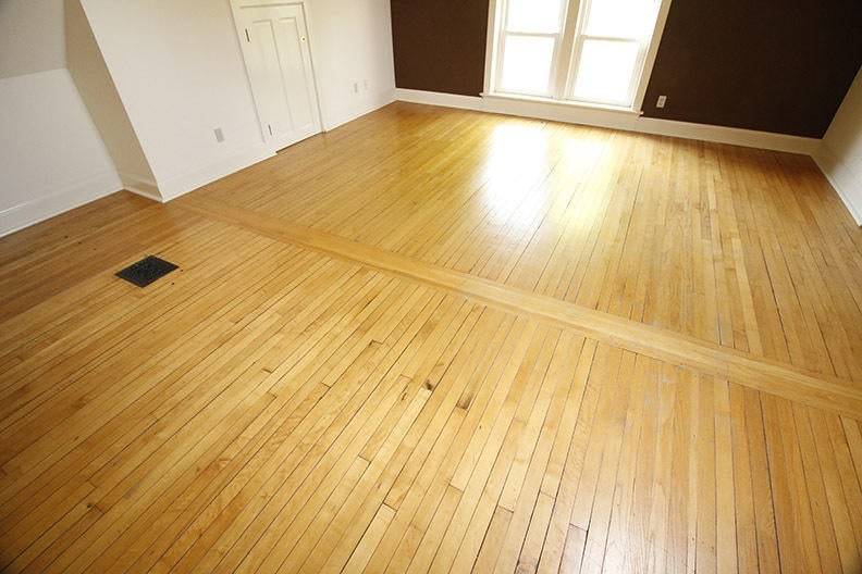 Building Photo - 2719 E Hartford Ave