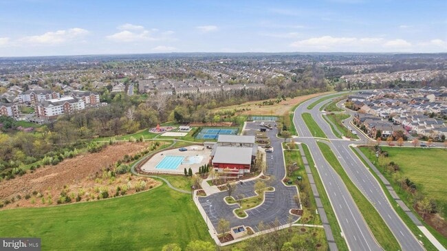 Building Photo - 20151 Northpark Dr