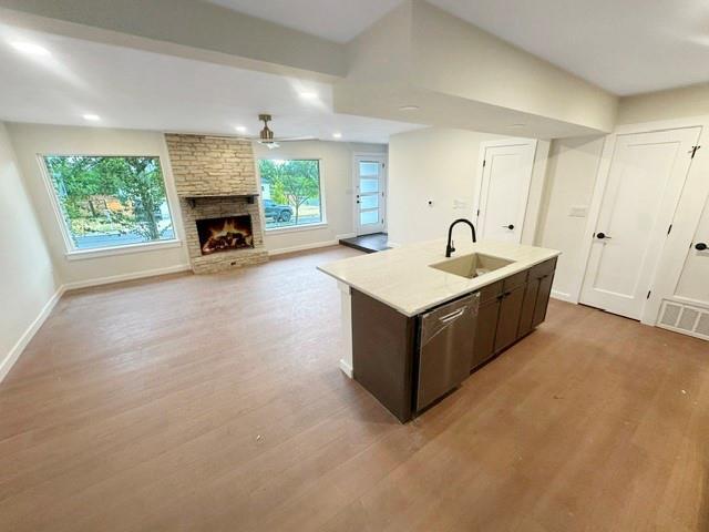 Building Photo - 1413 Valleyridge Dr
