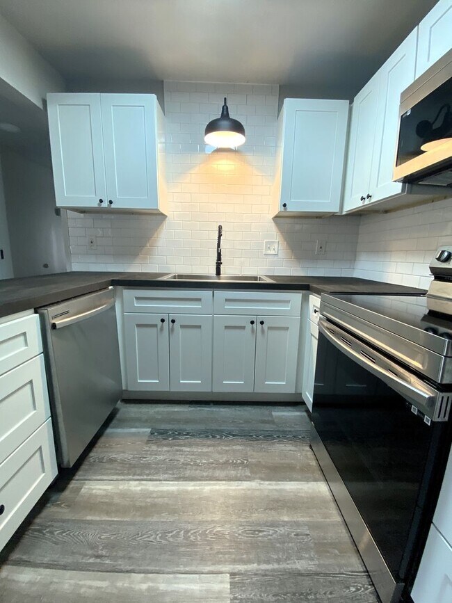 Building Photo - Available for Immediate Move-in!!!