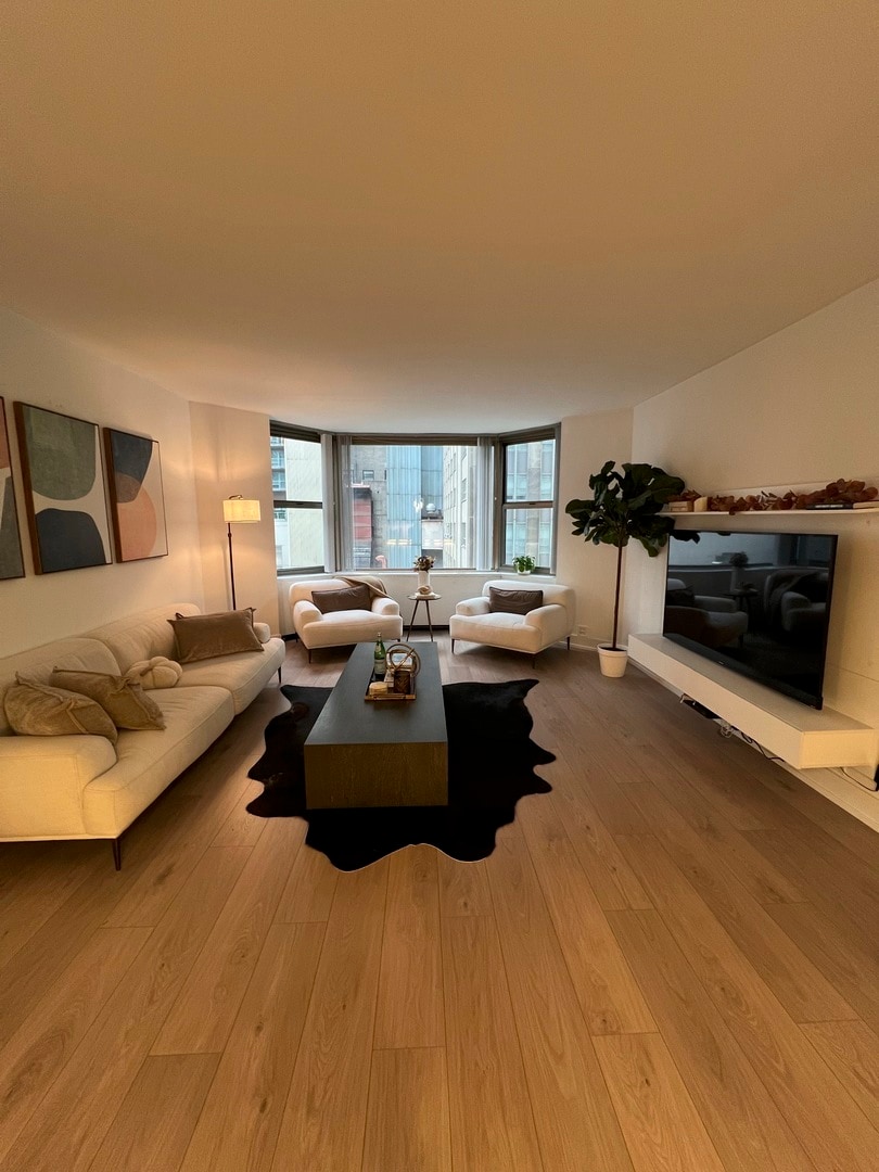 Building Photo - 535 N Michigan Ave