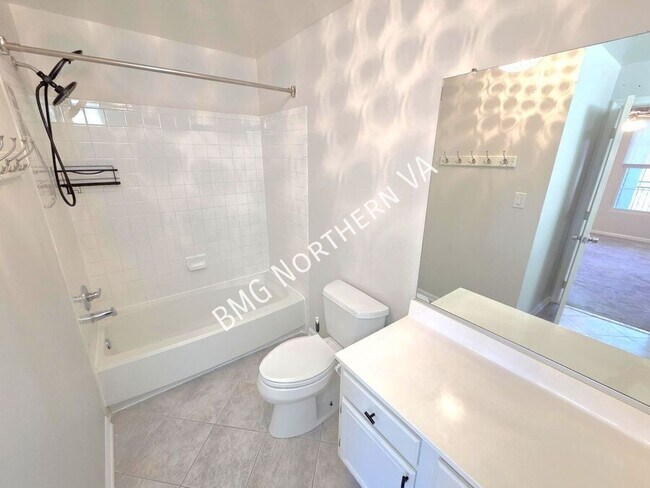 Building Photo - 46630 Drysdale Terrace