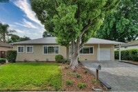 Building Photo - 1260 Apple Dr