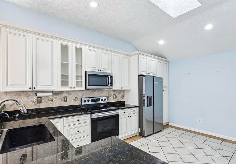 Building Photo - 10444 Brookwood Bluff Rd S