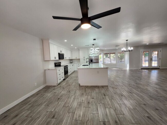 Building Photo - Charming Chandler Home in Quiet Cul-de-Sac — Huge Lot & 3 Bedrooms!