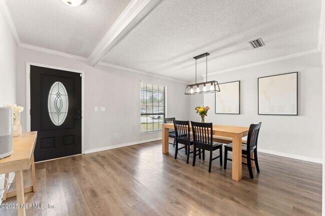 Building Photo - 9783 Viceroy Dr E