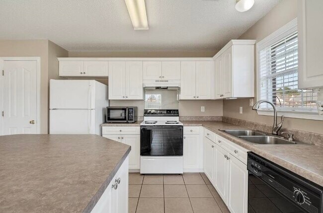 Building Photo - 5068 Welbourne Cove