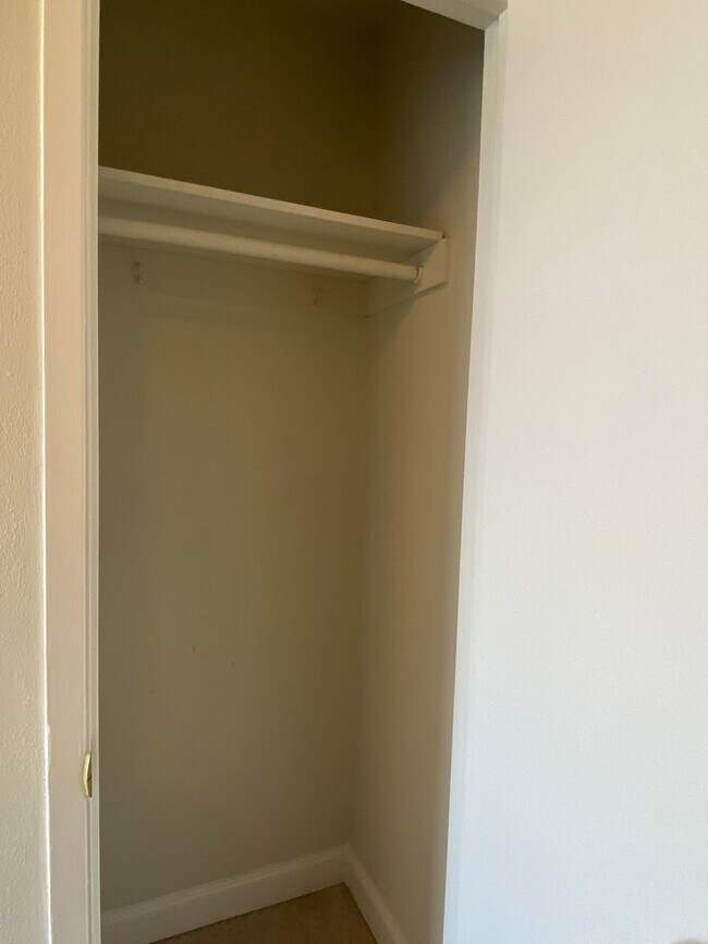 Building Photo - Studio Condo Available Now