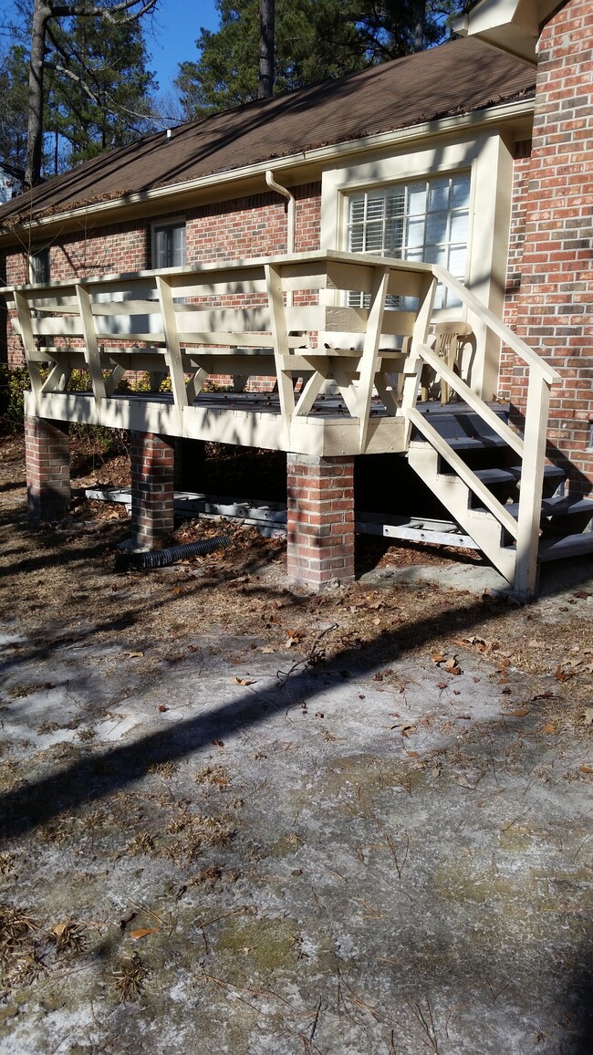 Building Photo - 9 Brookspring Cir