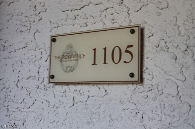 Building Photo - 2200 S Fort Apache Rd