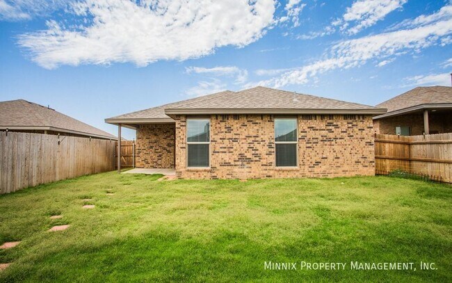 Building Photo - 14211 Vernon Ave