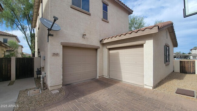 Building Photo - 2515 N 148th Dr