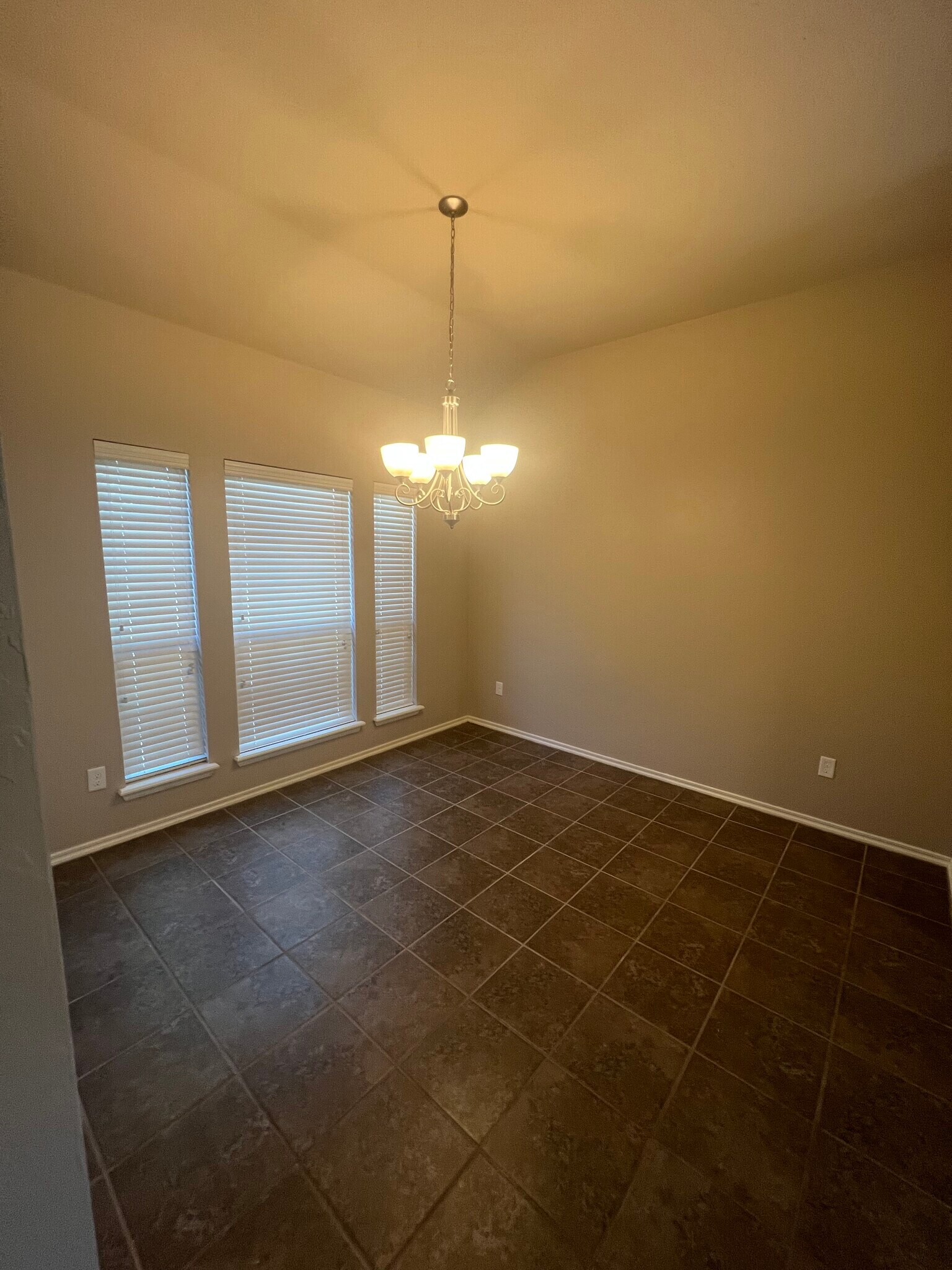 Building Photo - 18509 Agua Dr