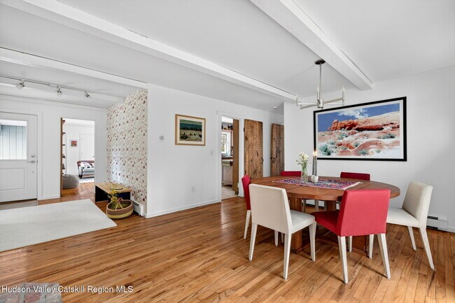 Building Photo - 64 Meher Cir