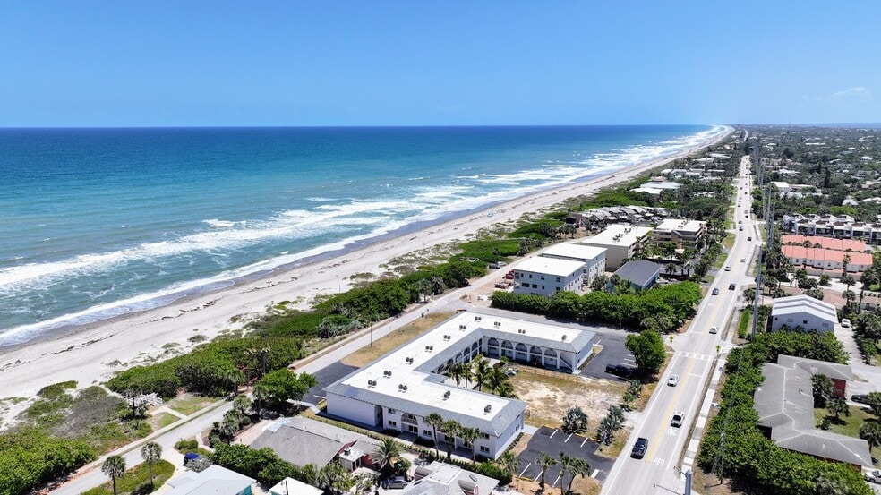 Primary Photo - The Wave Beachfront Apartments