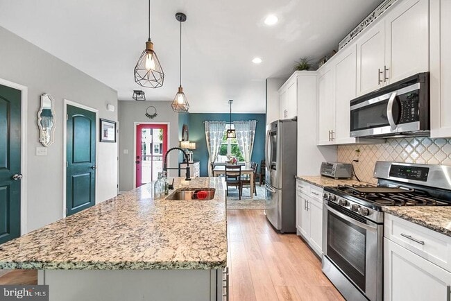 Building Photo - 26 High St