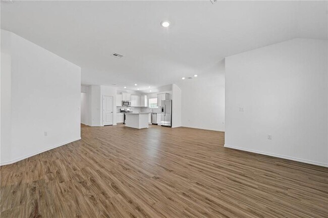 Building Photo - 10725 Steinbeck Dr