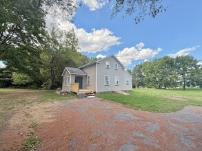 Building Photo - 3838 Dewey Rd