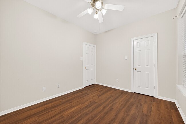 Building Photo - 23734 Indian Hills Way