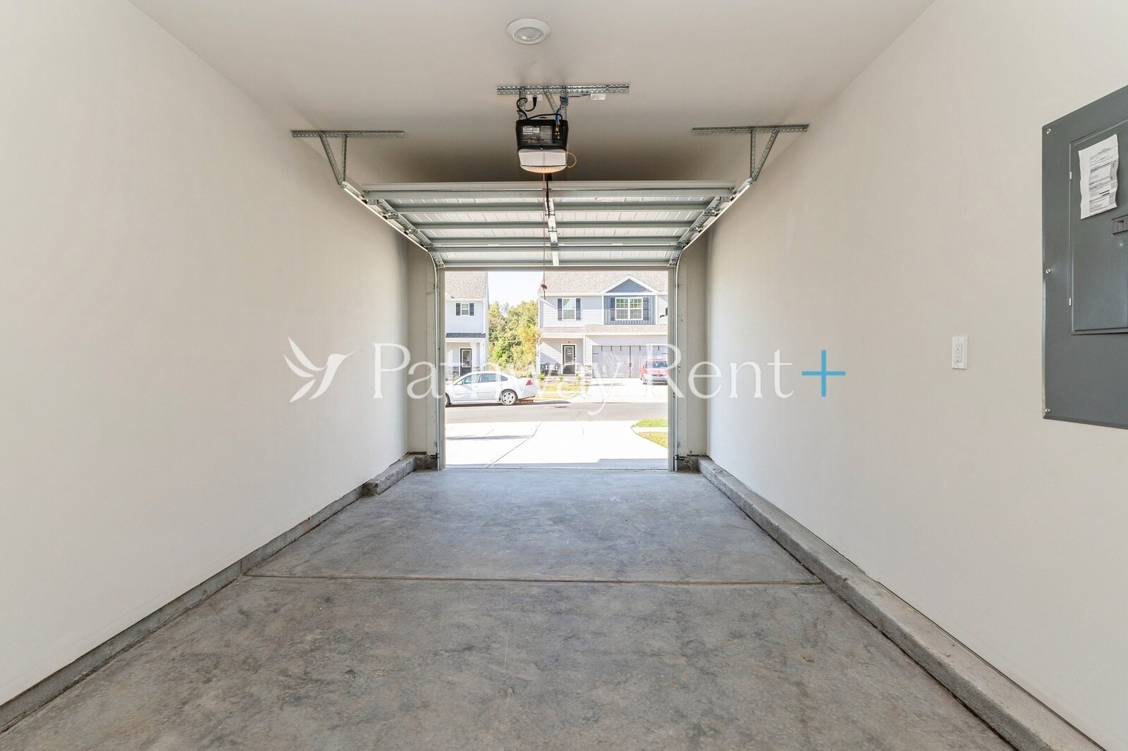 Building Photo - 8026 Moose Crk Dr