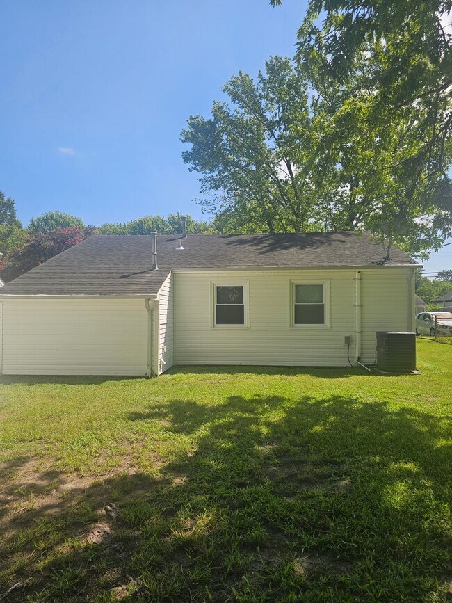Building Photo - 1489 Morgan Dr