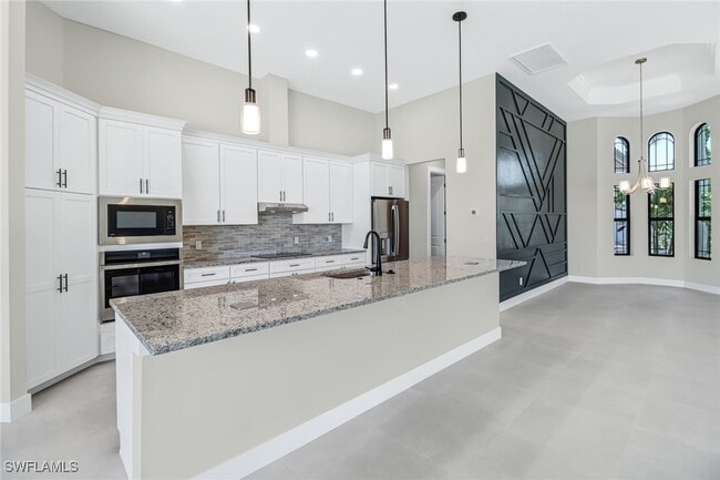 Building Photo - 155 SW 51st Terrace