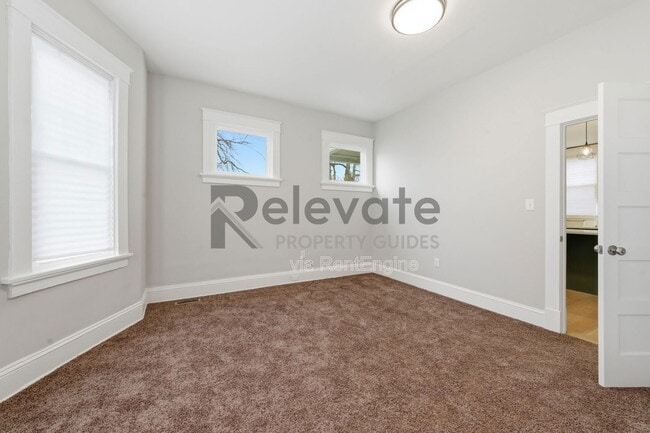 Building Photo - 3100 1st Ave