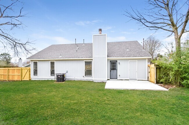 Building Photo - 3890 Birchshade Cove