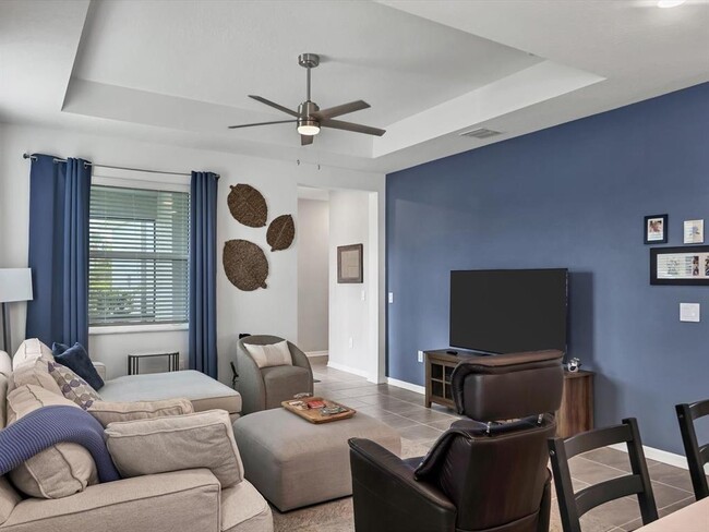 Building Photo - 7724 Saloon Ln